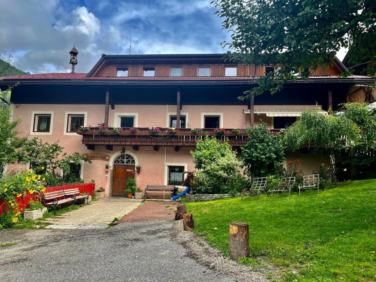 Bruggerhof Villa Lutago Bagian luar foto